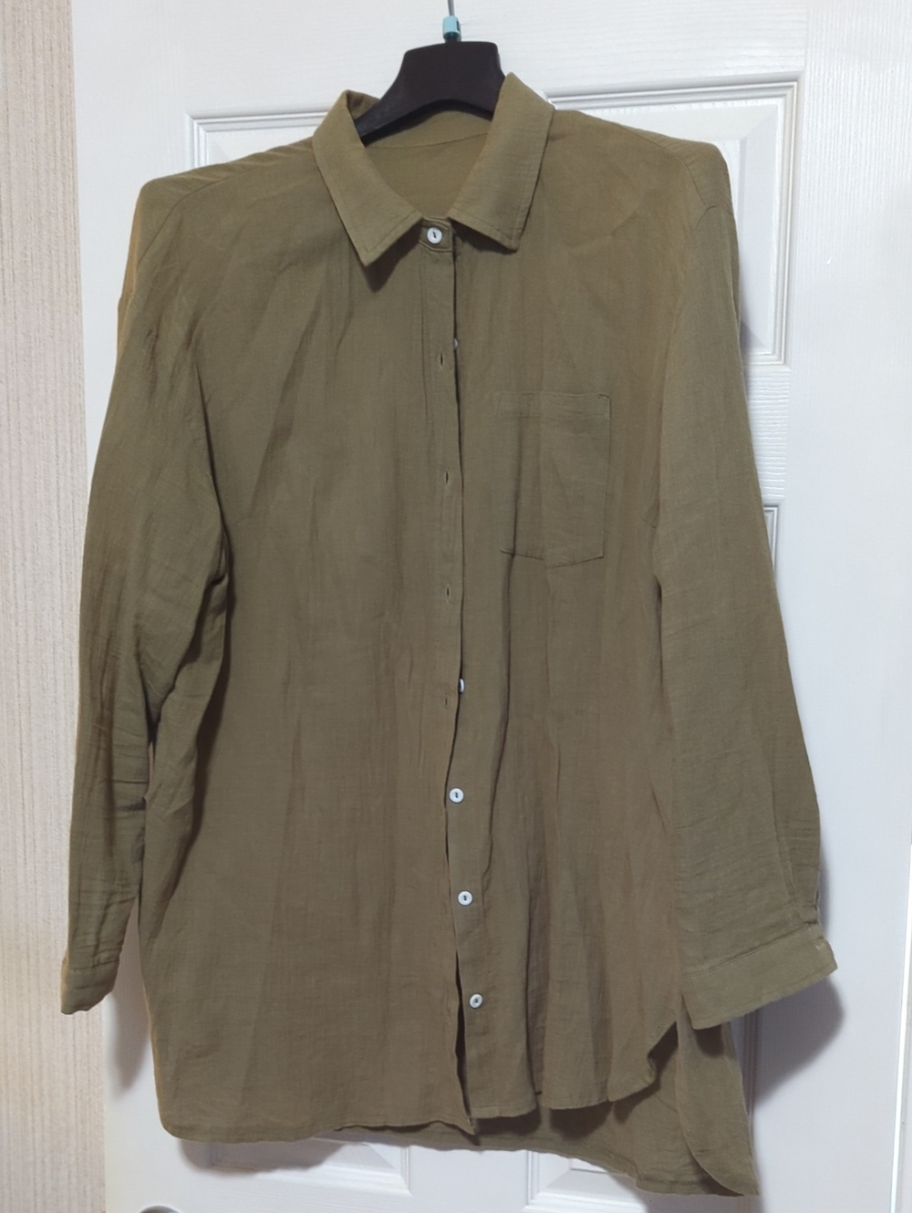 Women's Olive Green Long-Sleeve Button-Up Shirt